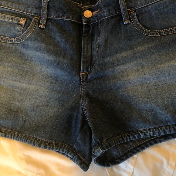 Old Navy Jean Shorts! - Picture 3 of 7